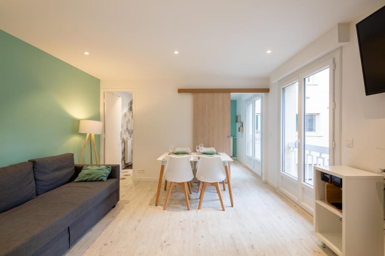 Meuble 2 Etoiles, Wifi, A 2 Pas Des Plages * Fréjus